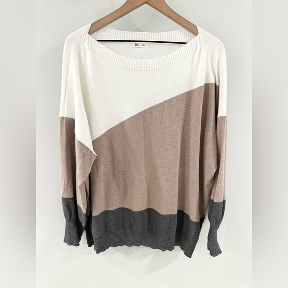 OVLA Color Block Sweater Size 2X - Picture 5 of 7